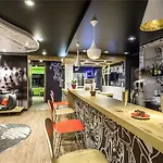 Ibis Sud Saint Charles Hotel 3*