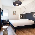 ホテル Ibis Sud Saint Charles