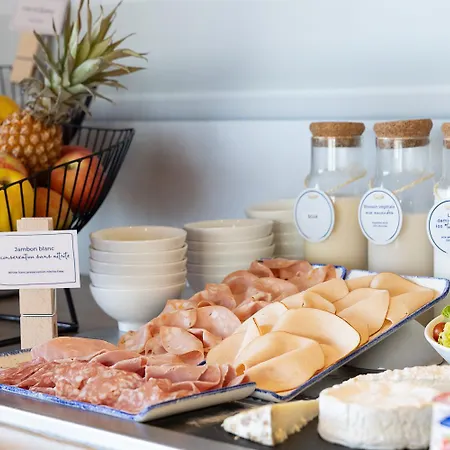 ホテル Ibis Sud Saint Charles ペルピニャン