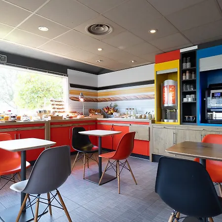 Hotel Ibis Sud Saint Charles