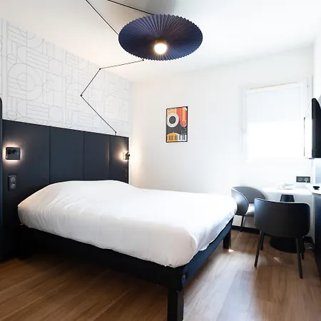 ホテル Ibis Sud Saint Charles