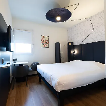 호텔 Ibis Sud Saint Charles 3*