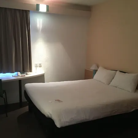 호텔 Ibis Sud Saint Charles