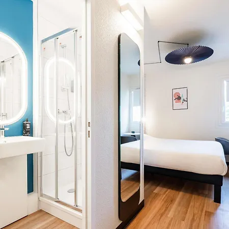 Ibis Sud Saint Charles 호텔 3*