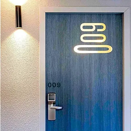 Ibis Sud Saint Charles 3*
