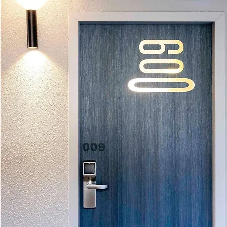 Ibis Sud Saint Charles 3* 페르피냥