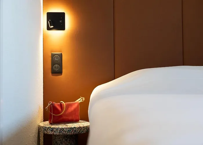 Ibis Sud Saint Charles 3*