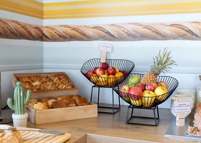 Ibis Sud Saint Charles 3* Περπινιάν