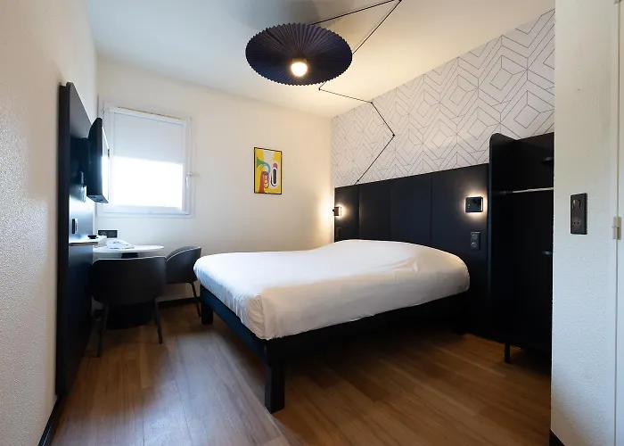 Ibis Sud Saint Charles 3*