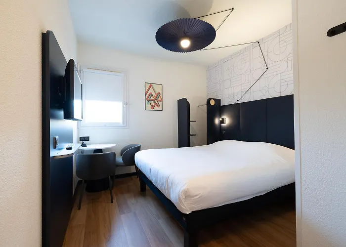 Hotel Ibis Sud Saint Charles 3*