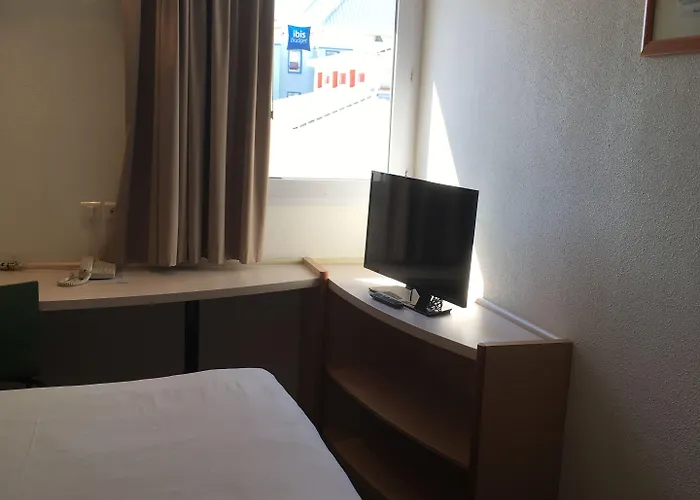 Ibis Sud Saint Charles 3* Περπινιάν