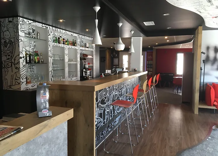 Hotel Ibis Sud Saint Charles 3*