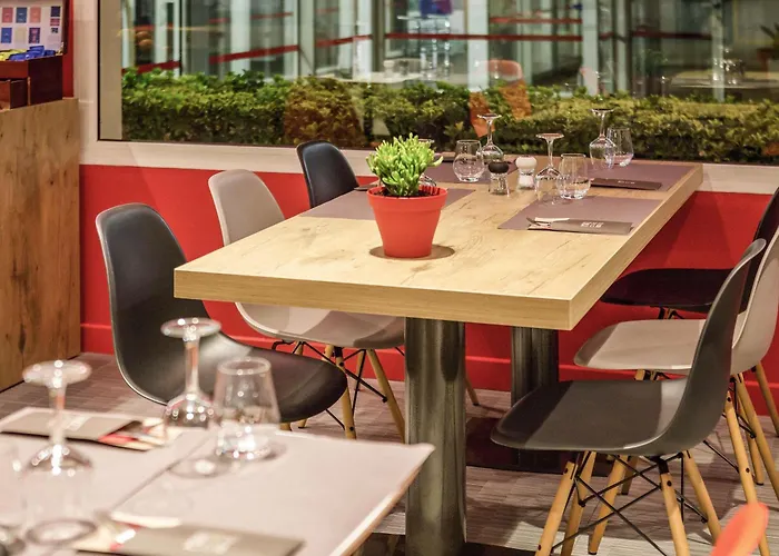 Ibis Sud Saint Charles 3* Περπινιάν